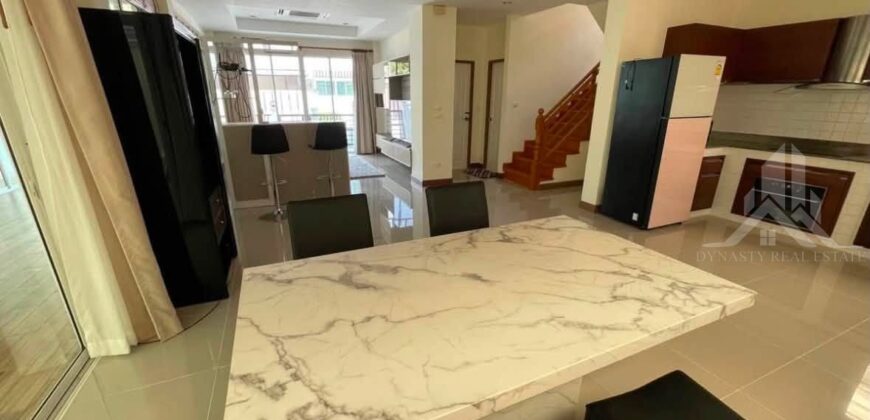 2-Story House for Rent in Khao Talo East Pattaya
