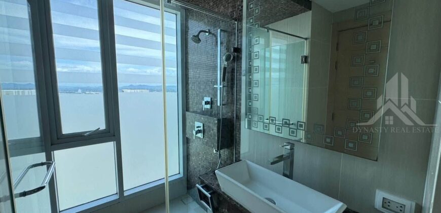Palm Beachfront Condo for Rent in Wongamat Pattaya