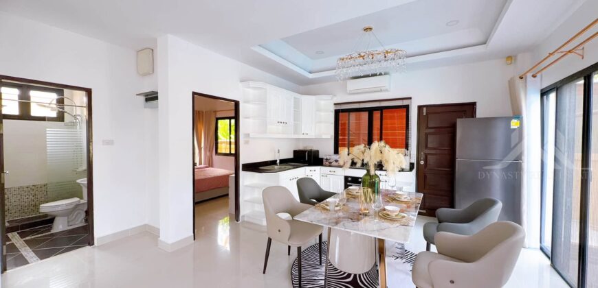 5-Bedroom Move-In Ready Villa with Pool