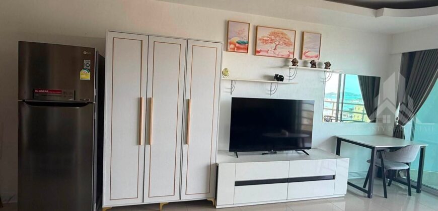 Beachfront Sea View Condo Near Central Pattaya Mall