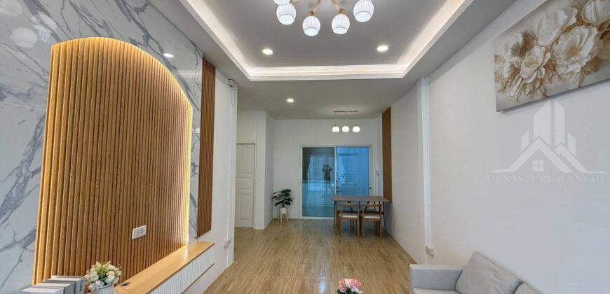 Single-Storey Townhome in Pattaya for Sale