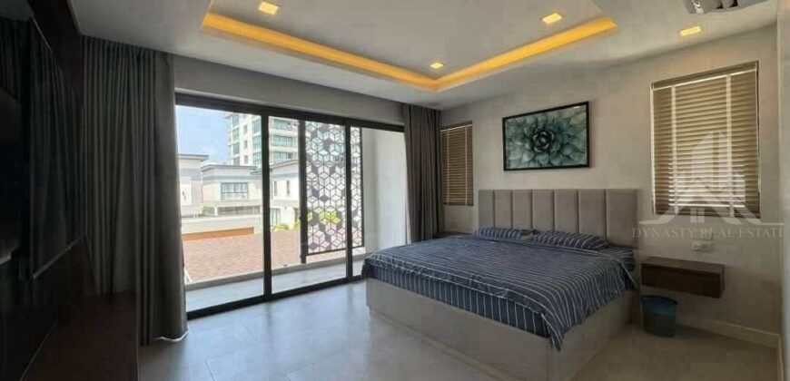 Luxury 3-Bedroom Pool Villa for Rent in Jomtien