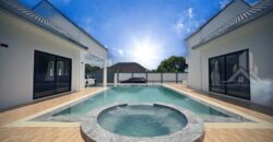 Pool Villa Near Phoenix Golf With Rental Income