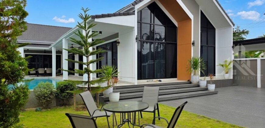 Nordic Pool Villa Near Mabprachan Lake Pattaya