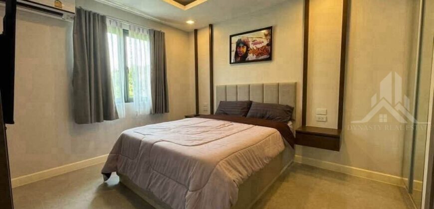 Luxury 3-Bedroom Pool Villa for Rent in Jomtien