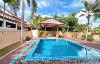 5-Bedroom Move-In Ready Villa with Pool
