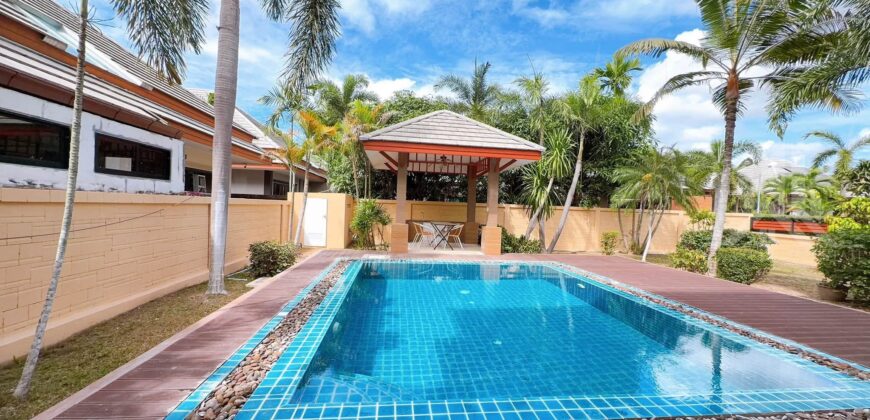 5-Bedroom Move-In Ready Villa with Pool