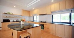 Pool Villa Near Phoenix Golf With Rental Income