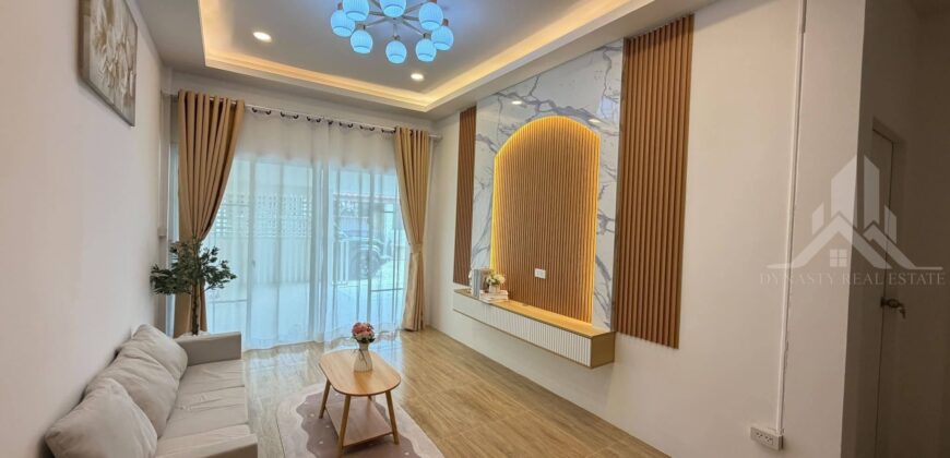 Single-Storey Townhome in Pattaya for Sale