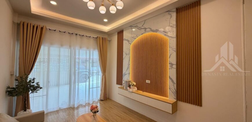 Single-Storey Townhome in Pattaya for Sale