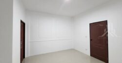 Corner House for Sale in Siam Country Club Area