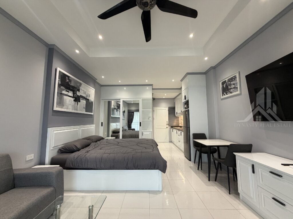 Baan suan lalana condo for sale