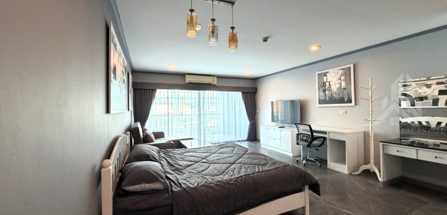 TW Platinum Suites Studio Condo for Sale & Rent