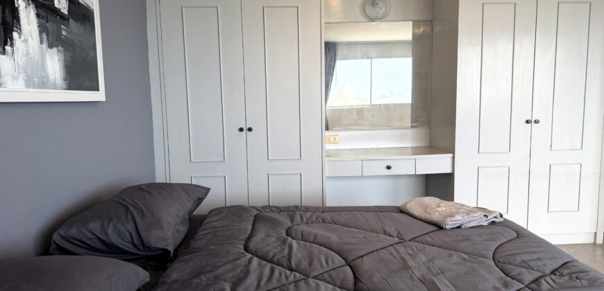 Grand View Condominium for Sale & Rent – 2 Bedrooms
