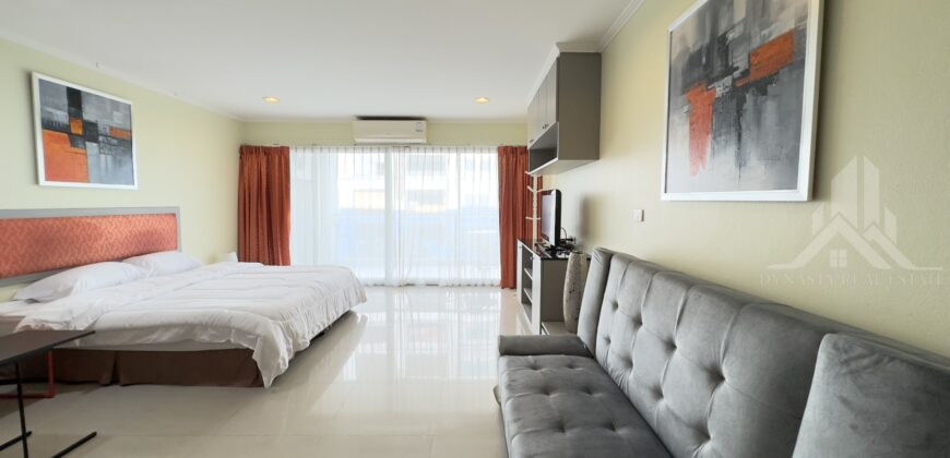 TW Platinum Suites, Building B Studio Condo for Sale & Rent