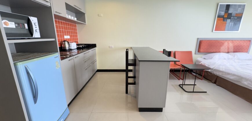 TW Platinum Suites, Building B Studio Condo for Sale & Rent