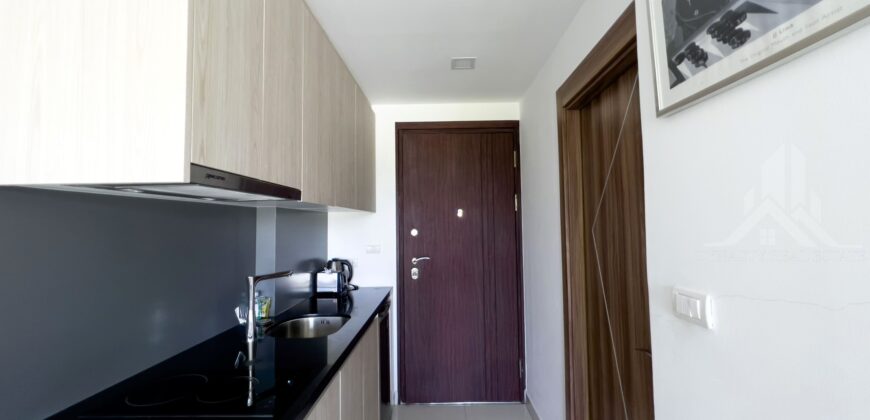 Laguna Beach Resort 3 The Maldives Studio Condo for Sale & Rent