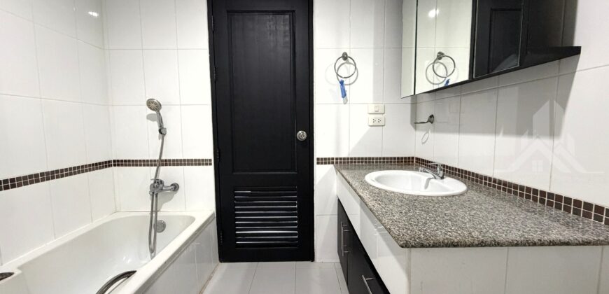 TW Platinum Suites, Building C Studio Condo for Sale & Rent