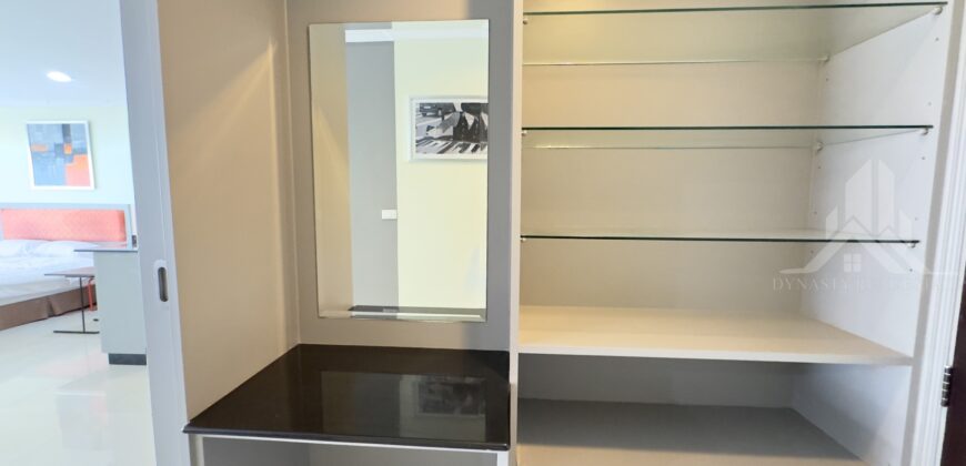 TW Platinum Suites, Building B Studio Condo for Sale & Rent