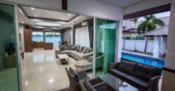 Luxury Pet Friendly Pool Villa in Huai Yai
