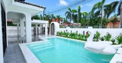 Modern Classic Pool Villa in Pattaya Tropical 2