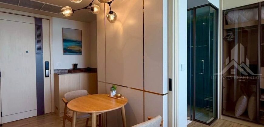 Luxury Beachfront Condo for Sale and Rent in Pattaya