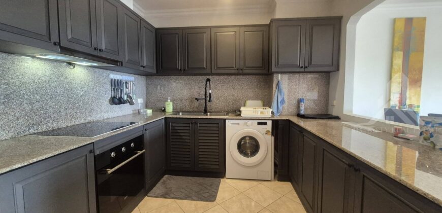 Spacious Corner 1-Bed Condo in Central Jomtien