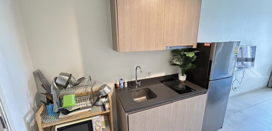 UNIXX South Pattaya Studio with Pool View for Rent
