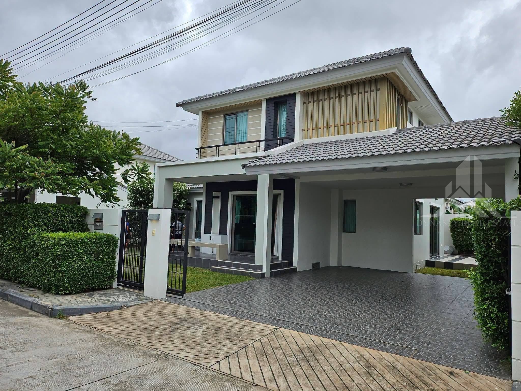 Spacious garden home for rent in rongpo
