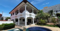 4 Bedroom Pool House for Rent in Pattaya