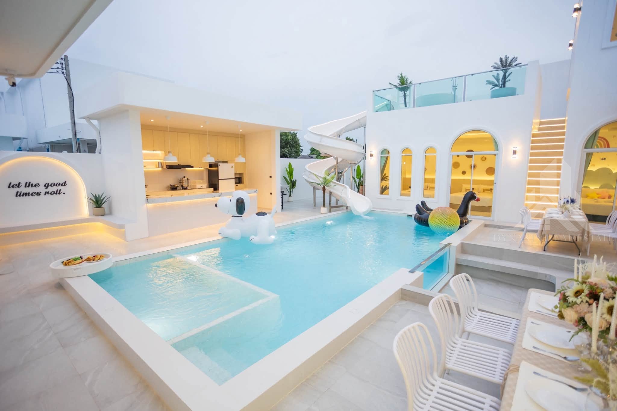 Brand new huay yai pool villa with tenant return