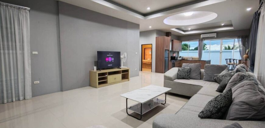 Luxury Pet Friendly Pool Villa in Huai Yai