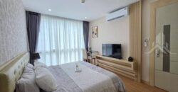 Modern 1-Bed Pool View Condo for Rent in Pattaya