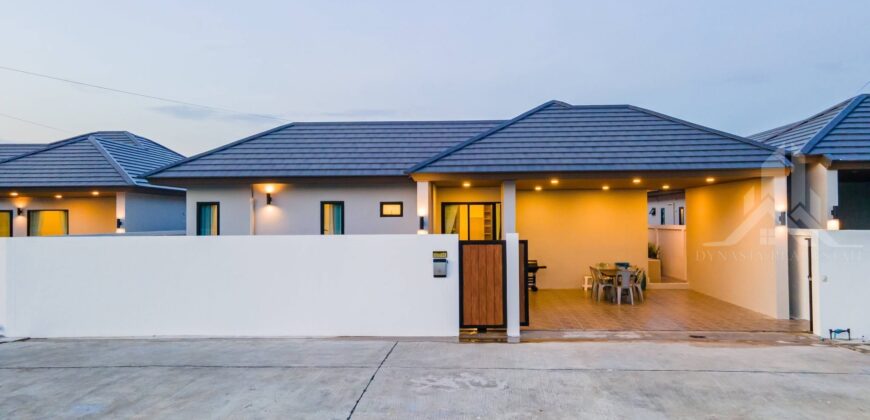 Modern 4 Bedroom Pool Villa for Rent in Pattaya