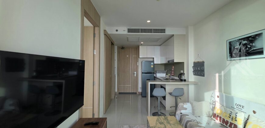 Sea View Condo For Sale in Jomtien Pattaya