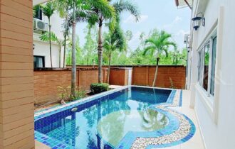 Spacious 4 Bedroom Pool Villa for Rent in Pattaya