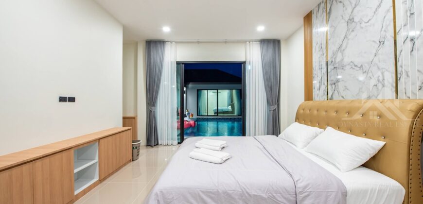 Modern 4 Bedroom Pool Villa for Rent in Pattaya