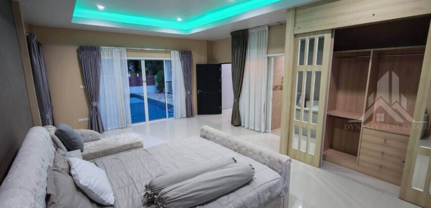 Luxury Pet Friendly Pool Villa in Huai Yai