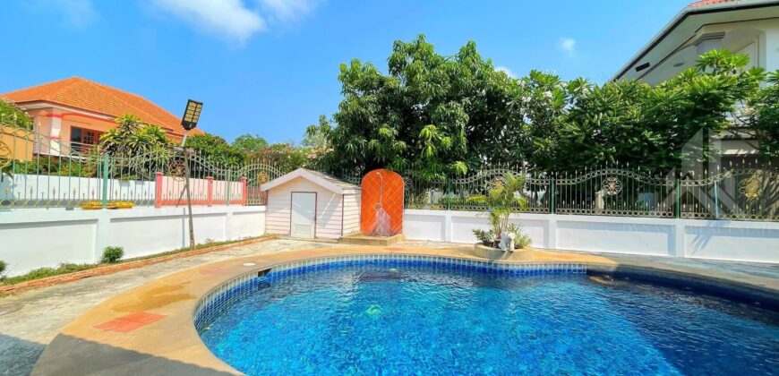 Private Pool House for Sale or Rent in Na Jomtien