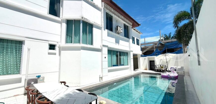 Pool Villa for Rent in Pattaya Near Siam Country Club