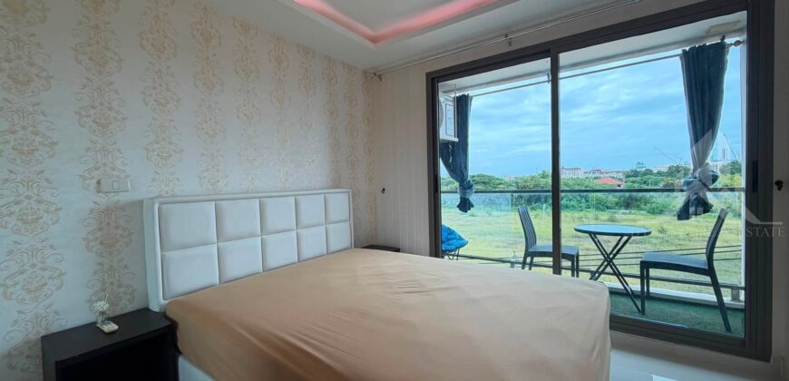 Laguna Beach Resort Maldives Condo for Sale in Pattaya