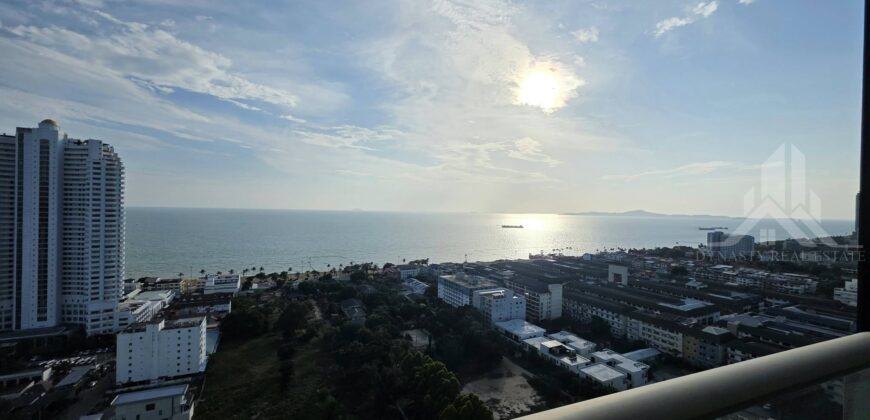 Sea View Condo For Sale in Jomtien Pattaya