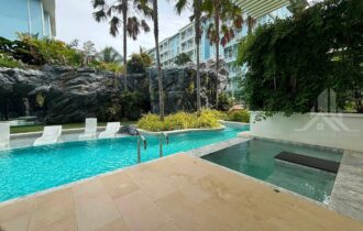 Beachfront Pool Access Condo for Rent in Pattaya