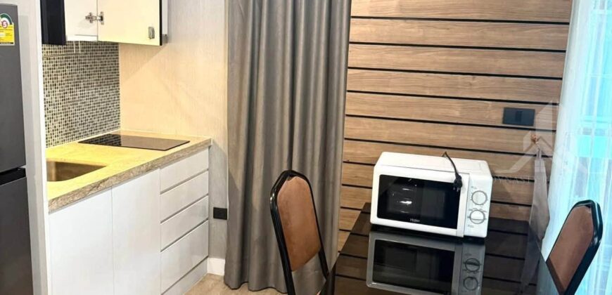Modern Pool View Condo for Rent in Na Jomtien