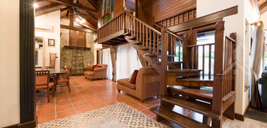 Luxury Pool Villa for Rent in Pattaya Near Beach