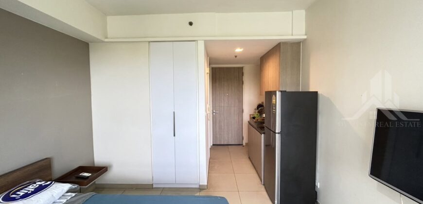 UNIXX South Pattaya Studio with Pool View for Rent
