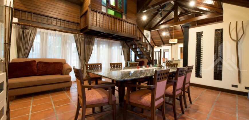 Luxury Pool Villa for Rent in Pattaya Near Beach