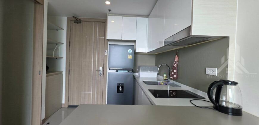 Sea View Condo For Sale in Jomtien Pattaya