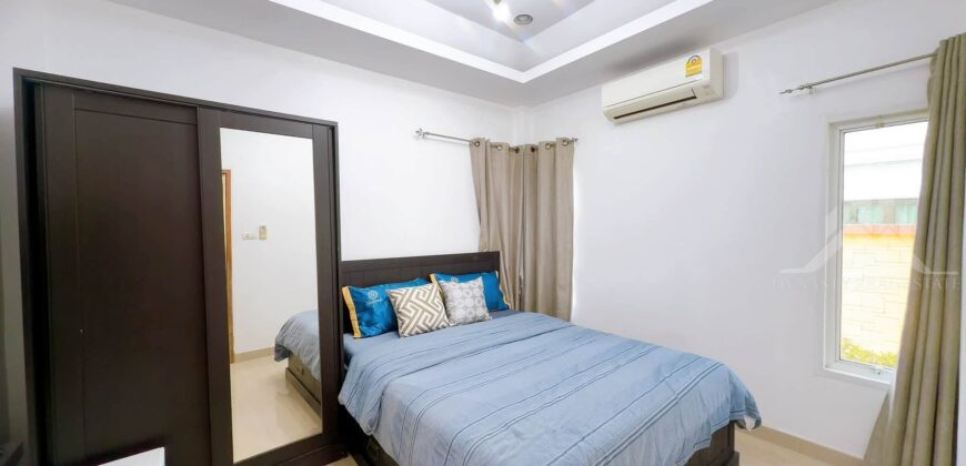 Spacious 4 Bedroom Pool Villa for Rent in Pattaya