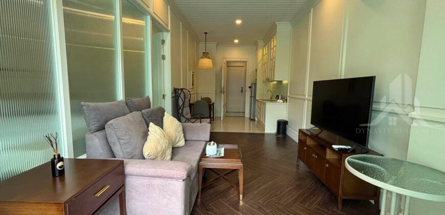 Beachfront Pool Access Condo for Rent in Pattaya